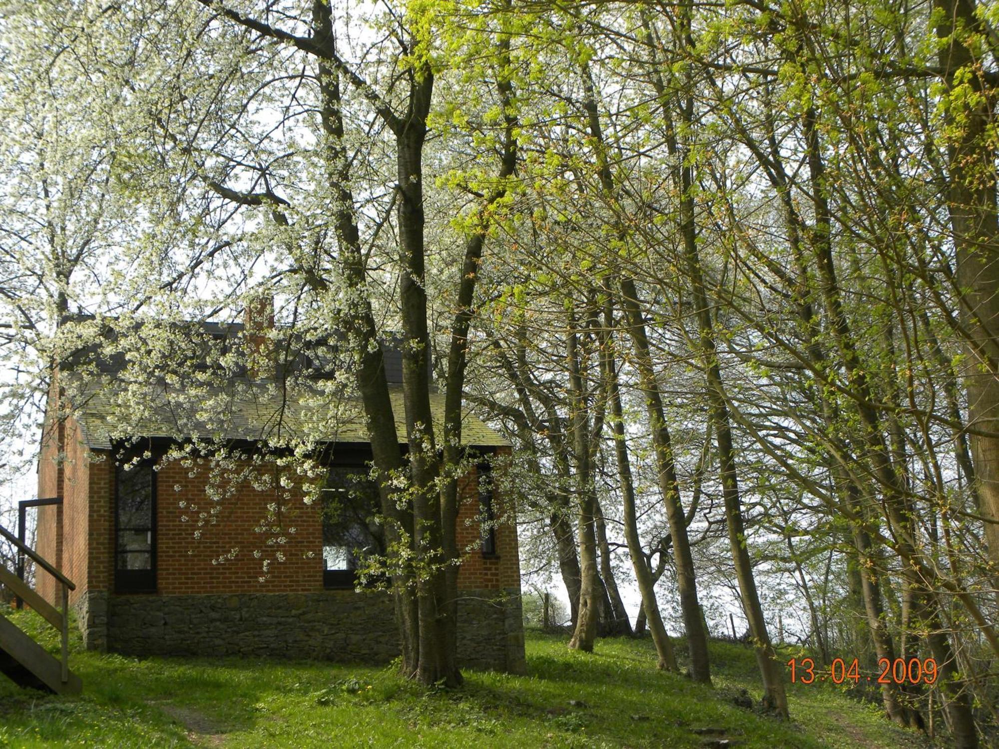 Havane13 Hastiere-par-dela Exterior photo